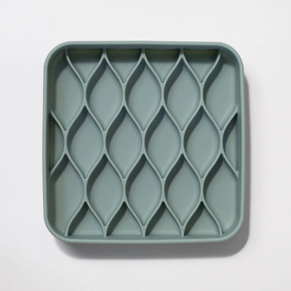 Dogged Slow Feeder Bowl