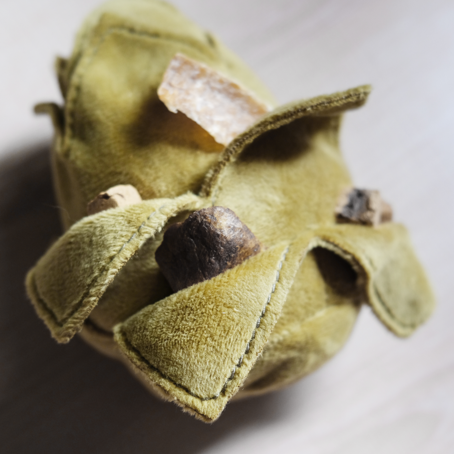 ARTICHOKE//ENRICHMENT DOG TOY